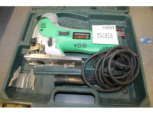 Decoupeerzaag hitachi cj120va in kunststof koffer. - afbeelding 1 van  1