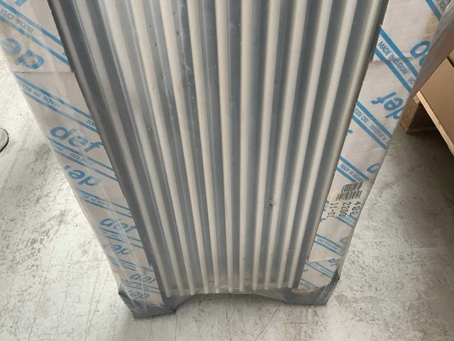 Def paneel radiator - afbeelding 4 van  5