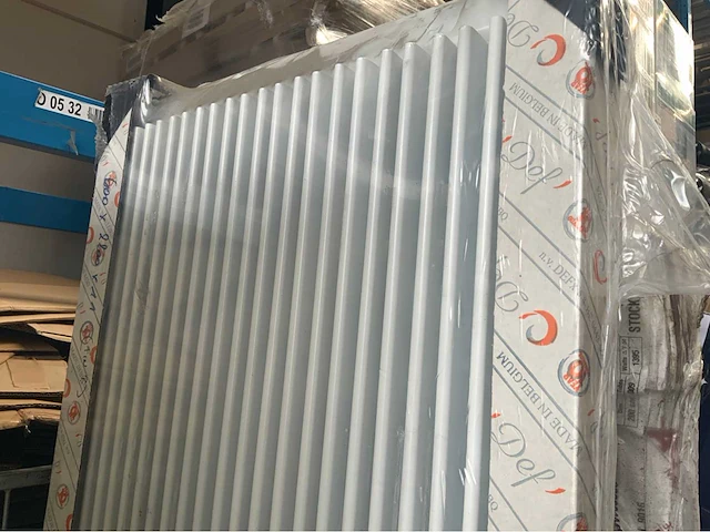 Def vertikal designradiator 220cm - afbeelding 3 van  9