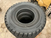 Defender 12.00-20nhs heftruck band (4x) - afbeelding 3 van  5