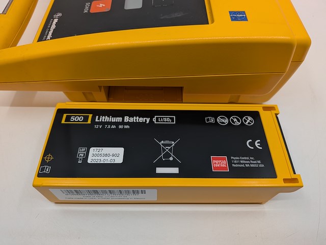 Defibrillator, medtronic, lifepak 500, 2005, incl. accessoires - afbeelding 12 van  16