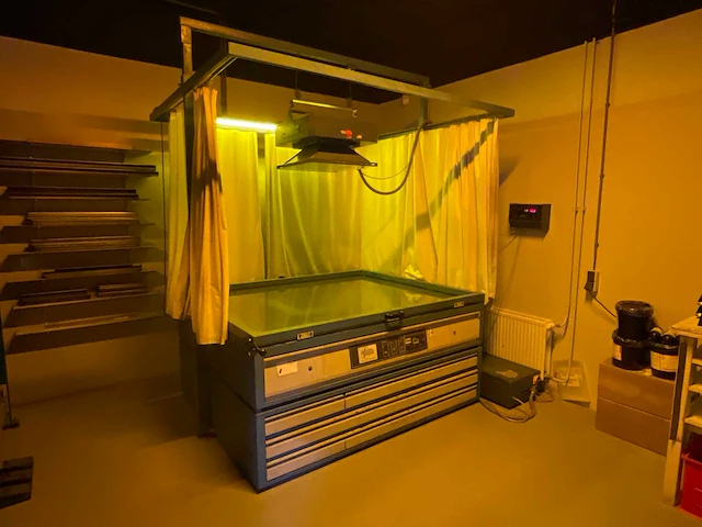 Degra timer 882 zeefdruk belichtings- en drooginstallatie | voorzien van aktitron s16 uv-integrator - afbeelding 1 van  8