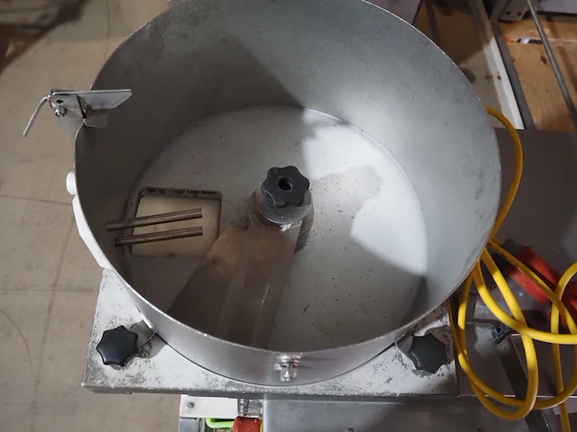 Deighton manufacturing uk ltd - afbeelding 11 van  14