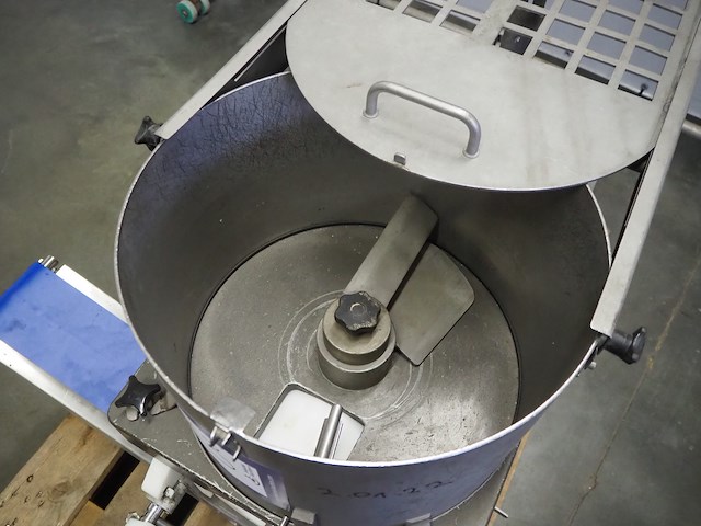 Deighton manufacturing uk ltd - afbeelding 4 van  9