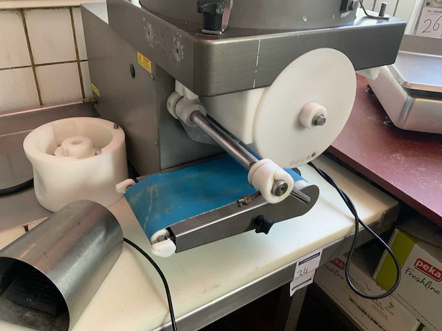 Deigton r series formatic machine hamburgervormmachine - afbeelding 5 van  8