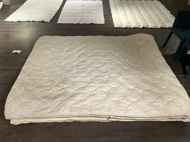 Dekbed 240x200 cm (6x) - afbeelding 1 van  4