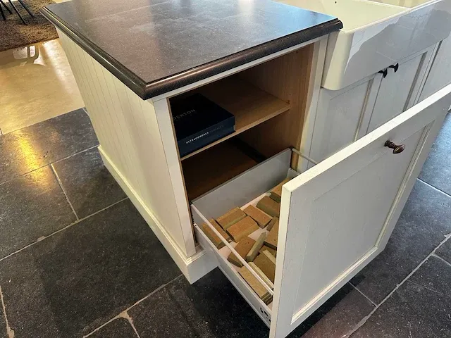 Dekeyzer - showroomkeuken - afbeelding 9 van  24