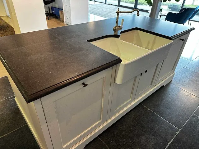 Dekeyzer - showroomkeuken - afbeelding 10 van  24