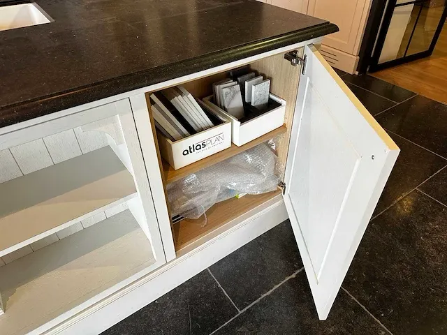 Dekeyzer - showroomkeuken - afbeelding 13 van  24