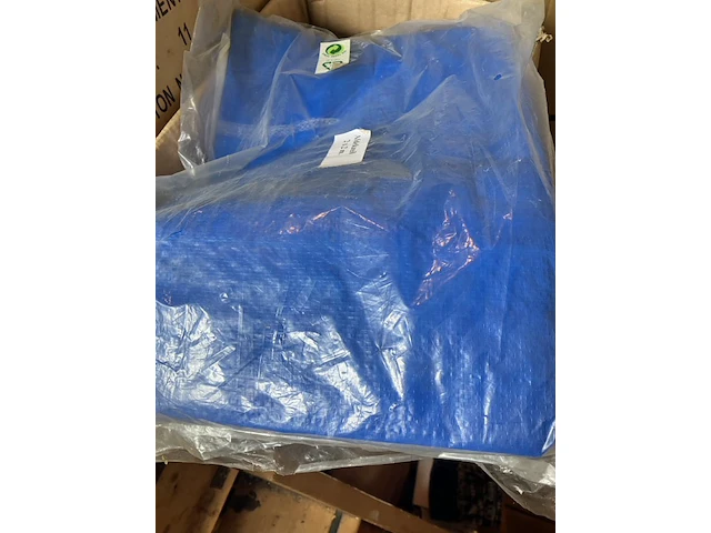 Dekkleed 2 x 2 meter, retour uit verkoop - afbeelding 3 van  5