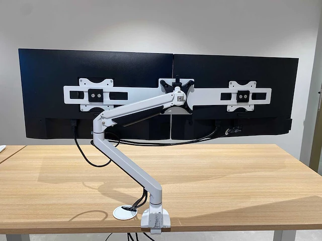 Dell - 23" dubbele monitoren met ergonomische arm (hdmi, dp, vga, usb) - afbeelding 8 van  21