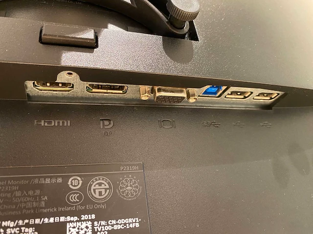 Dell - 23" monitor met ergonomische arm (hdmi, dp, vga, usb) - afbeelding 3 van  28