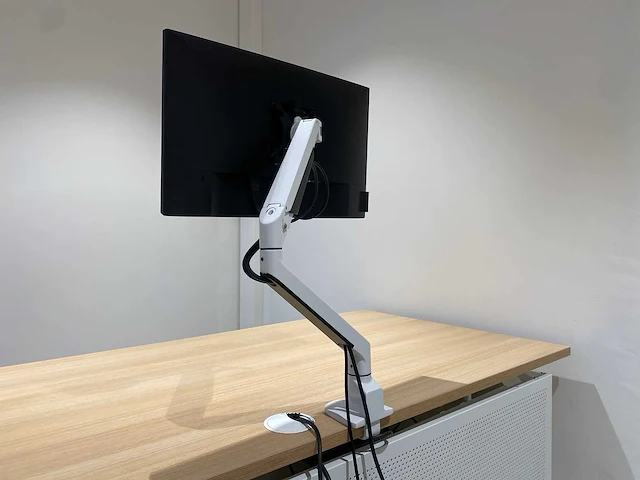 Dell - 23" monitor met ergonomische arm (hdmi, dp, vga, usb) - afbeelding 14 van  28