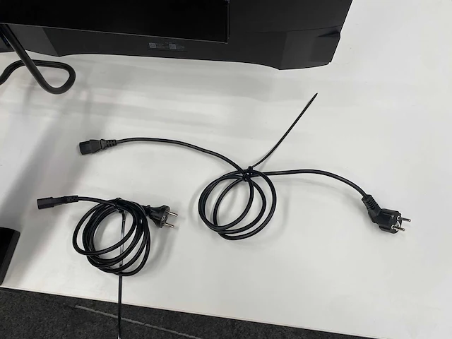 Dell - 24" monitoren op monitorarm - hdmi, dp, vga - afbeelding 15 van  26