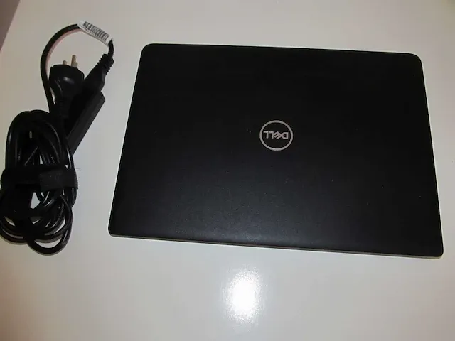 Dell - 3400 i3 8th gen 14” ultrabook win11 - laptop - afbeelding 3 van  4