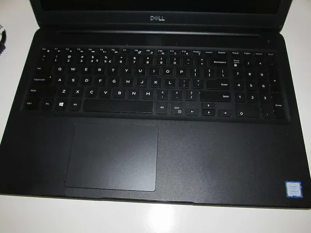 Dell - 3500 15,6” i5-8265u win11 - laptop - afbeelding 2 van  3