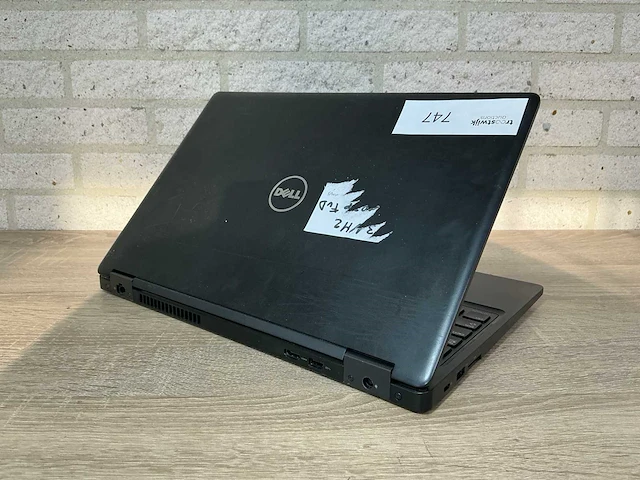 Dell - latitude 5580 - laptop - afbeelding 2 van  8