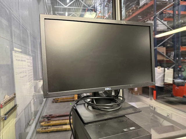 Dell - optiplex 3630 - desktop - afbeelding 3 van  5