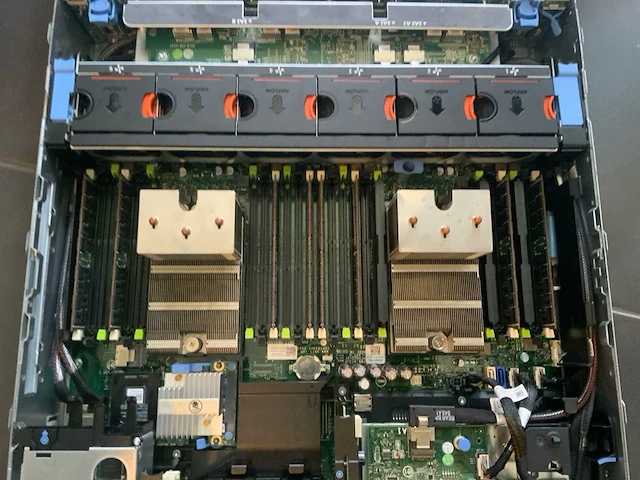 Dell - r720xd - server - afbeelding 5 van  5