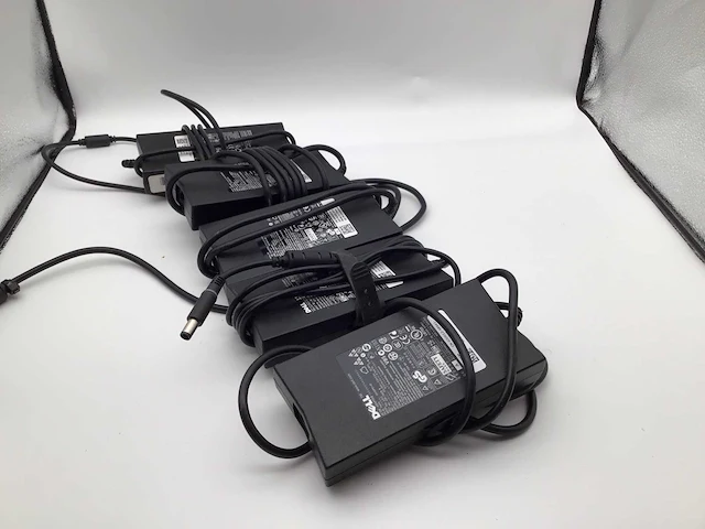 Dell 130 watt laptop adapter (5x) - afbeelding 4 van  5