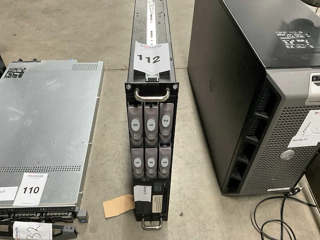 Dell 2100r g2 server - afbeelding 2 van  2