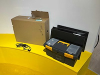 Dell 24 inch monitor (5x) - afbeelding 1 van  5