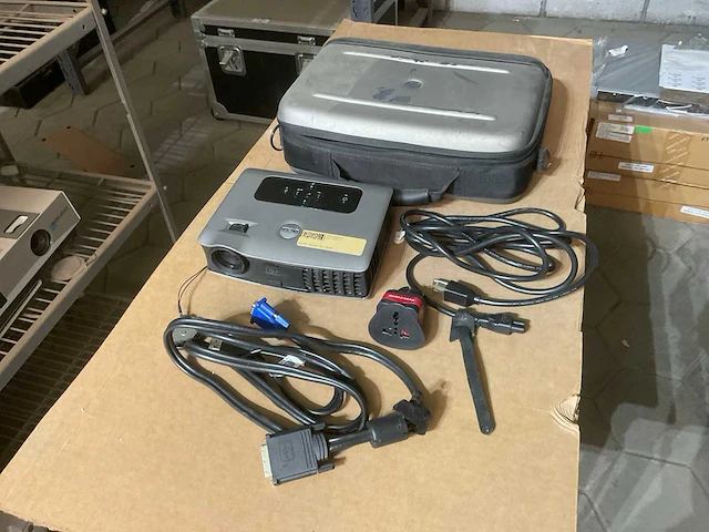 Dell 3400mp projector - afbeelding 1 van  8
