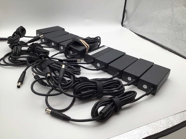 Dell 65 watt laptop adapter (10x) - afbeelding 2 van  4
