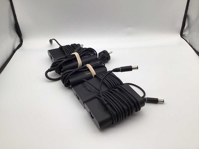 Dell 65 watt laptop adapter (5x) - afbeelding 1 van  5