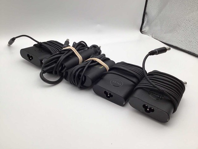 Dell 65 watt laptop adapter (5x) - afbeelding 2 van  5