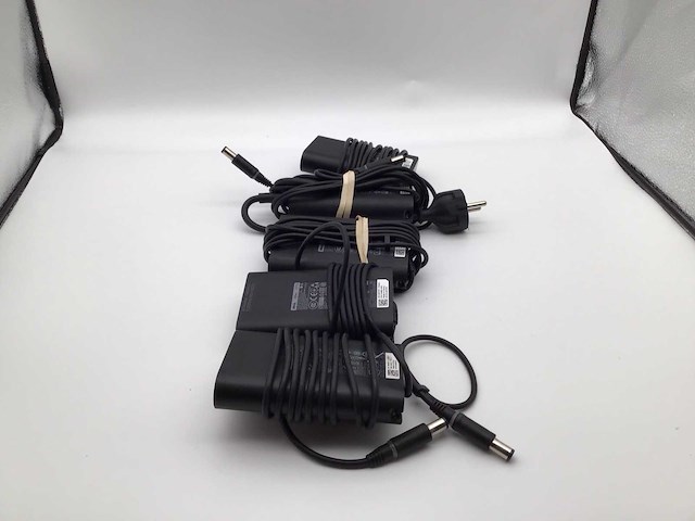 Dell 65 watt laptop adapter (5x) - afbeelding 4 van  5