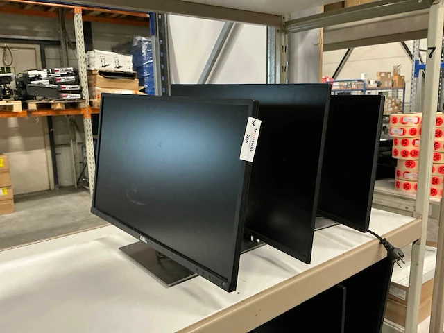 Dell diverse monitoren (3x) - afbeelding 1 van  4