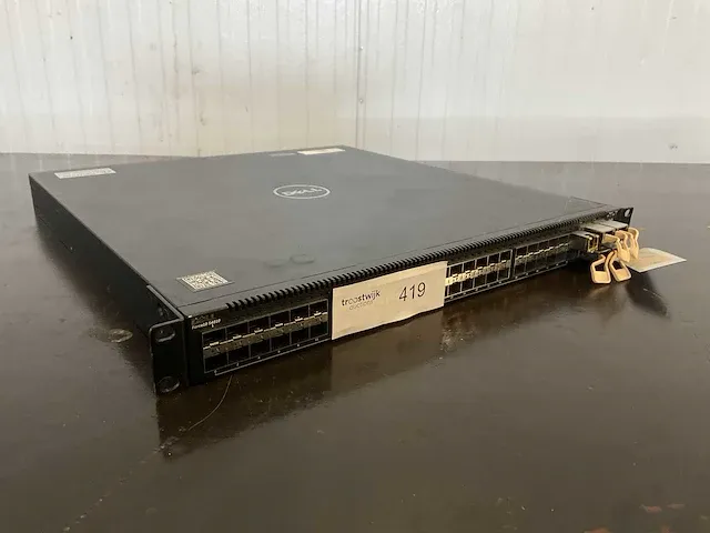 Dell emc force10 s4810 19" switch - afbeelding 1 van  8