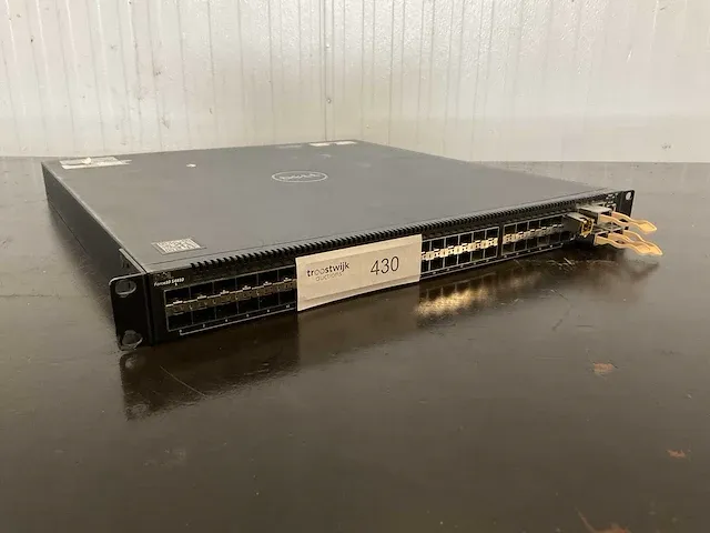 Dell emc force10 s4810 19" switch - afbeelding 1 van  8