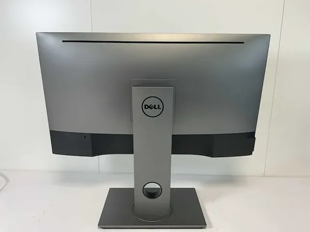 Dell (g2724d) 27”, 2560x1440 (qhd) ips monitor - afbeelding 4 van  7