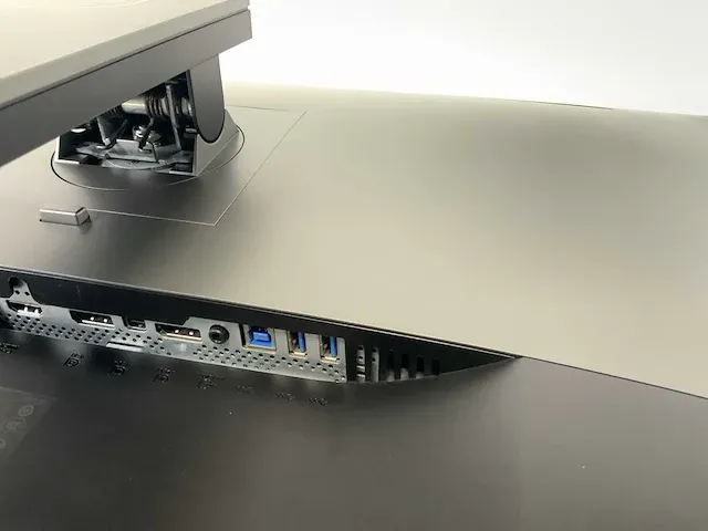 Dell (g2724d) 27”, 2560x1440 (qhd) ips monitor - afbeelding 6 van  7