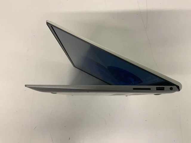 Dell inspiron 5515 (amd ryzen 5) laptop - afbeelding 6 van  8