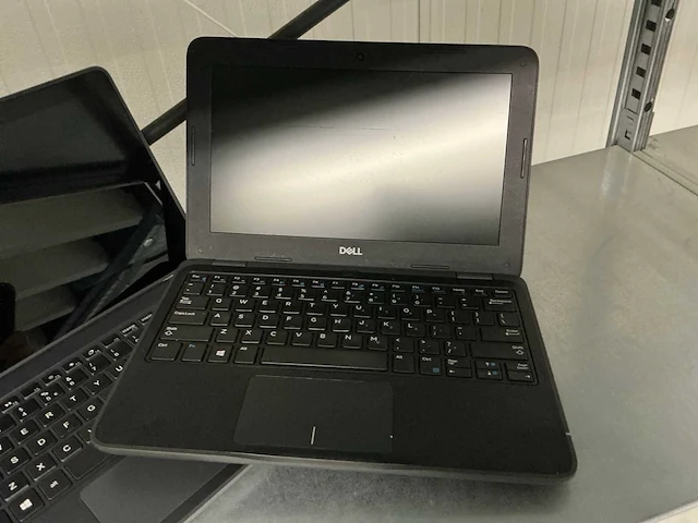Dell latitude 3120/3190 laptop (2x) - afbeelding 2 van  3