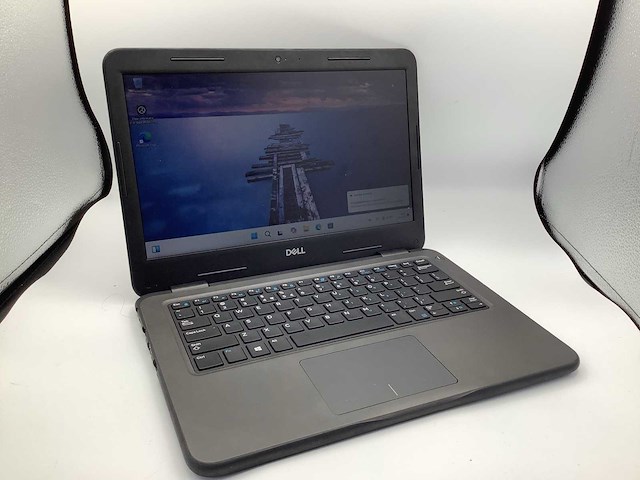 Dell latitude 3310 laptop - afbeelding 1 van  7