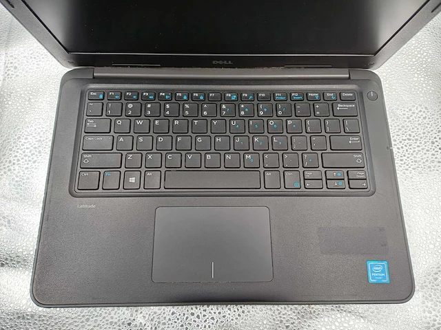 Dell latitude 3380 laptop - afbeelding 2 van  5
