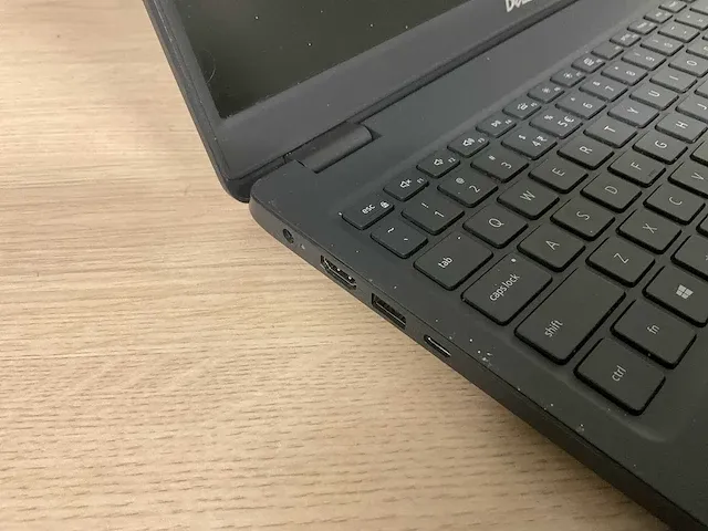 Dell latitude 3510 laptop - afbeelding 2 van  7