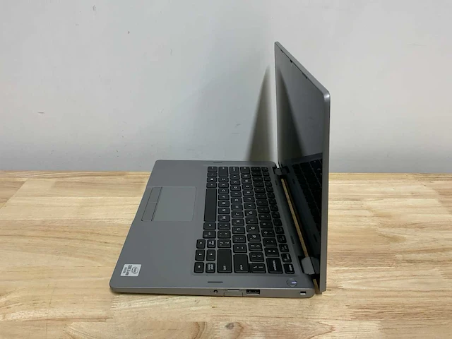 Dell latitude 5310 2-in-1 laptop (2x) - afbeelding 6 van  10