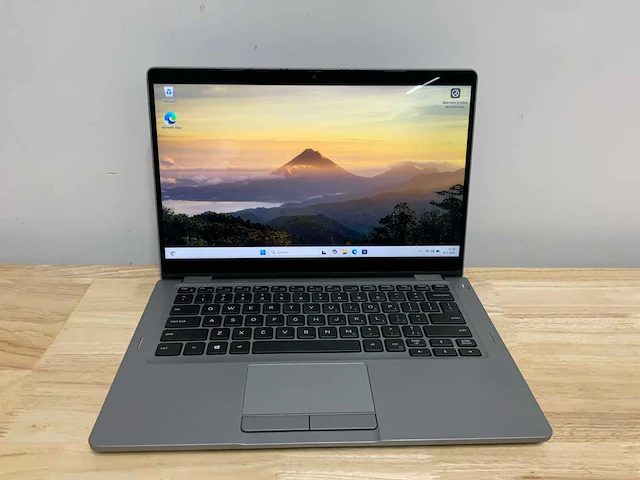 Dell latitude 5310 laptop - afbeelding 1 van  7