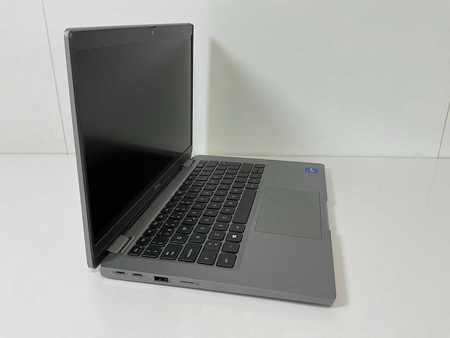 Dell latitude 5320 13.3”, core(tm) i7 11th gen, 32 gb ram, 512 gb nvme laptop - afbeelding 2 van  7