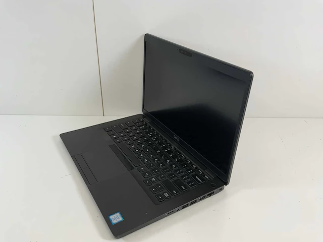 Dell latitude 5400 14", core(tm) i5 8th gen, 8 gb ram, 256 gb nvme laptop (2x) - afbeelding 2 van  12