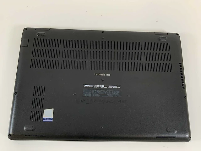Dell latitude 5400 14", core(tm) i5 8th gen, 8 gb ram, 256 gb nvme laptop (2x) - afbeelding 4 van  12