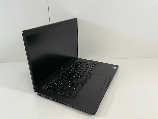 Dell latitude 5400 14", core(tm) i5 8th gen, 8 gb ram, 256 gb nvme laptops (2x) - afbeelding 7 van  12