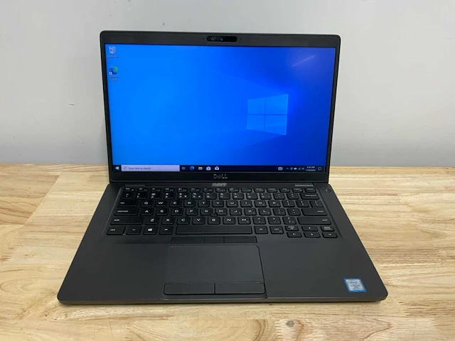 Dell latitude 5410(i7) laptop - afbeelding 1 van  8