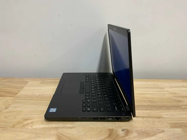 Dell latitude 5410(i7) laptop - afbeelding 5 van  8