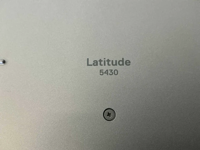 Dell latitude 5430 laptop - afbeelding 8 van  8